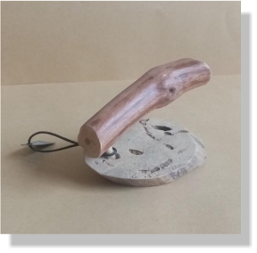 MORT� 2021 15�   9X5X6cm.  