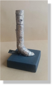 BOTA 2022  15�   7X3X13cm.  